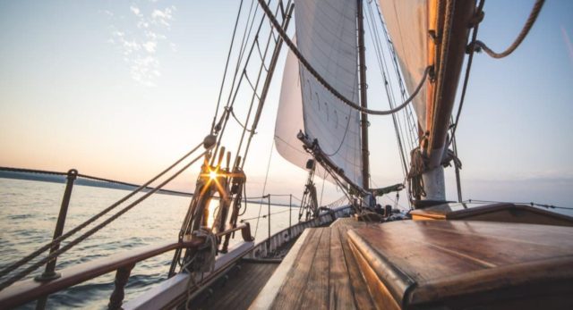 Boat Charter - Luxury and Extravagance - Date Ideas Canada