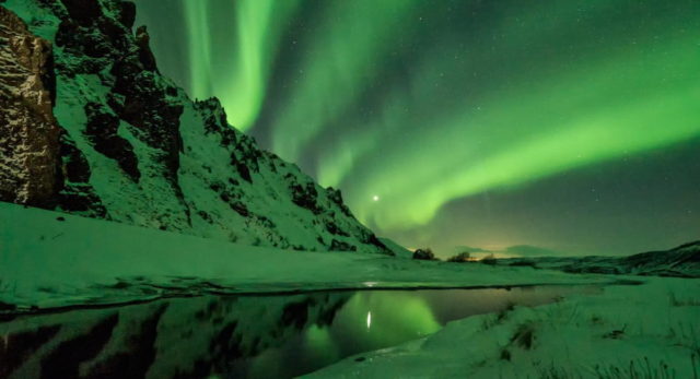 Northern Lights - Date Ideas Canada
