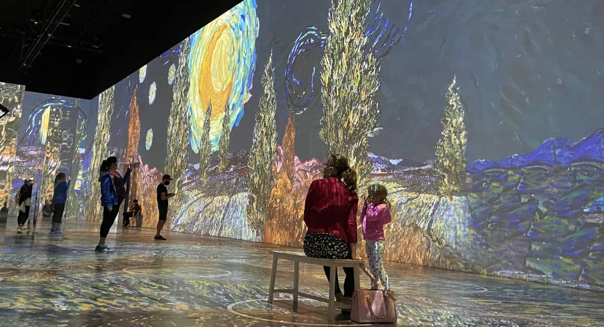 Immersive Van Gogh Toronto - Date Ideas Canada