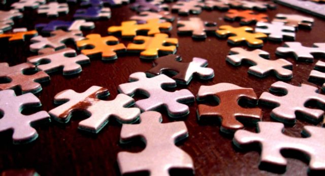 Jigsaw Puzzle - Date Ideas Canada