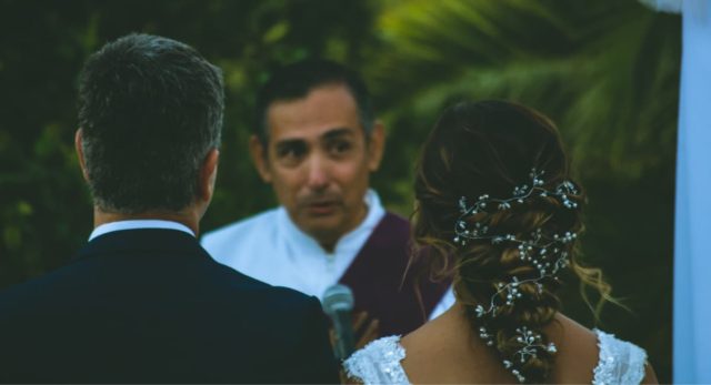 Officiant - Wedding - Date Ideas Canada
