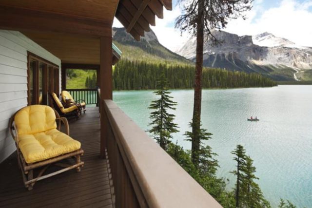 Emerald Lake Lodge