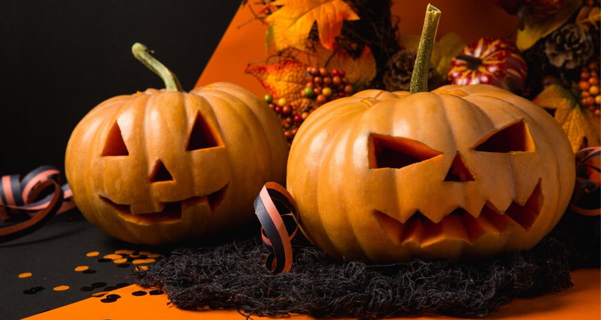https://dateideascanada.com/wp-content/uploads/2020/10/Halloween-Pumpkins-Feature-Image-1200x640.jpg