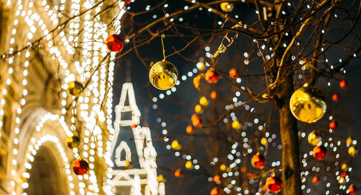 Christmas Lights Displays - Date Ideas Canada